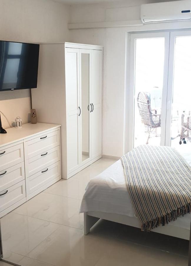 Apartments Marecic Карлобаг Екстериор снимка